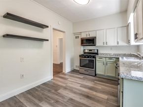 2857 W 12th Street , Dallas Texas 75211