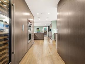 3822  Fairfax Avenue , Dallas Texas 75209