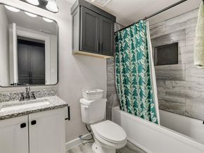 830 W Canty Street , Dallas Texas 75208