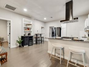830 W Canty Street , Dallas Texas 75208