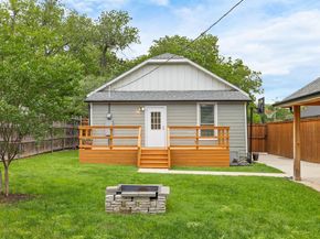 830 W Canty Street , Dallas Texas 75208