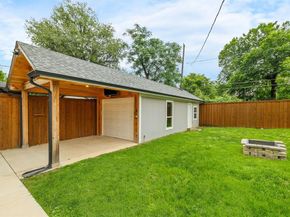 830 W Canty Street , Dallas Texas 75208