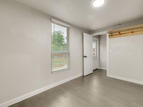 830 W Canty Street , Dallas Texas 75208