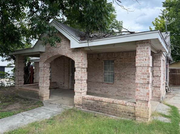 3301 S Main Street , Fort Worth Texas 76110