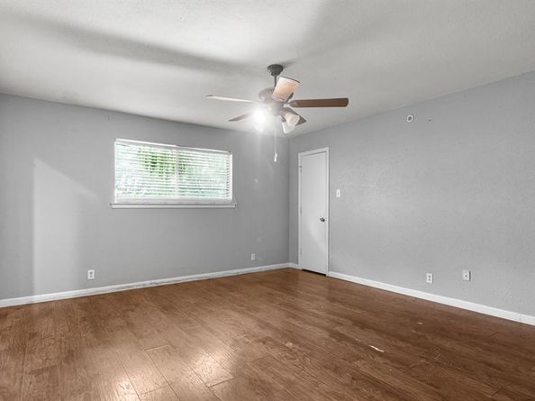 1241  College Parkway , Lewisville Texas 75077