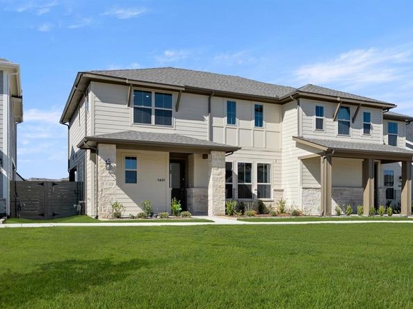1421  Laurel Lane , Argyle Texas 76226