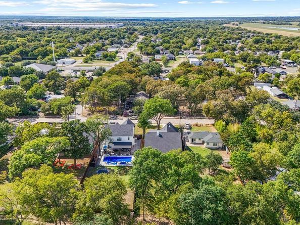4016  Baker Avenue , Dallas Texas 75212