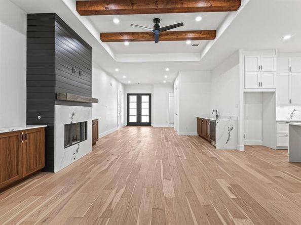 4016  Baker Avenue , Dallas Texas 75212
