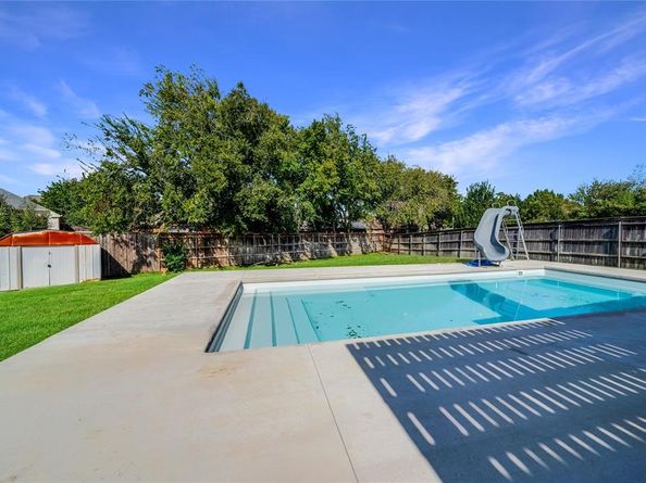 2501  Great Bear Lane , Denton Texas 76210