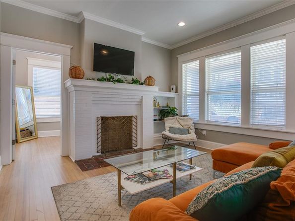 413 W 9th Street , Dallas Texas 75208
