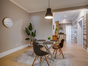 413 W 9th Street , Dallas Texas 75208