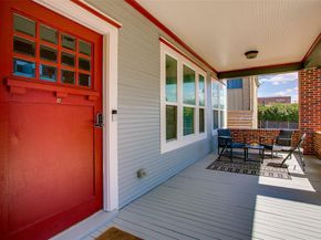 413 W 9th Street , Dallas Texas 75208