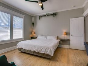 413 W 9th Street , Dallas Texas 75208