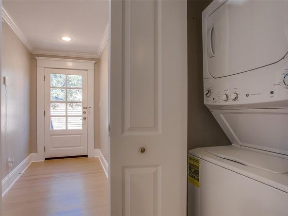 413 W 9th Street , Dallas Texas 75208