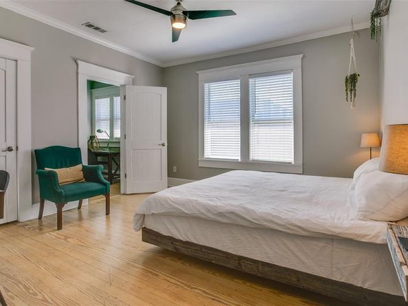 413 W 9th Street , Dallas Texas 75208
