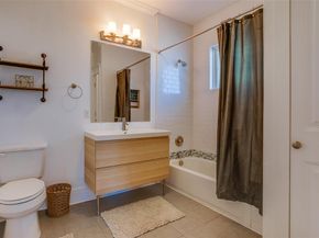 413 W 9th Street , Dallas Texas 75208