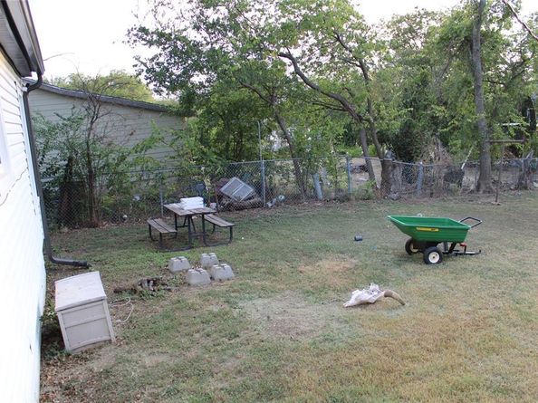 4208  Fairfax Street , Fort Worth Texas 76116