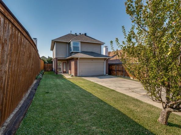 2801  Carmel Drive , Carrollton Texas 75006