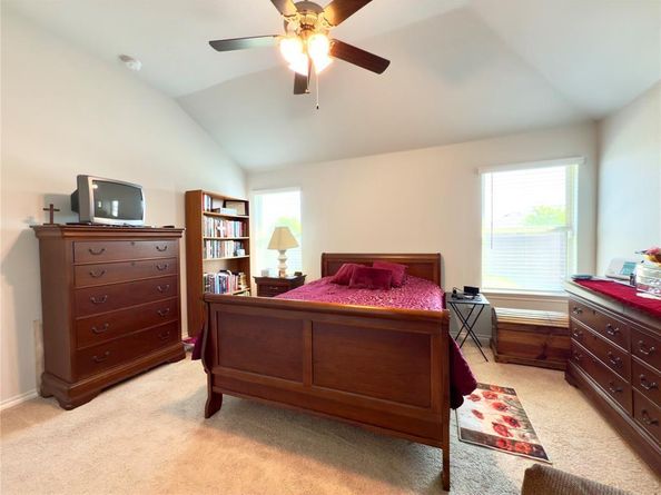 9805  Mescalbean Boulevard , Fort Worth Texas 76036