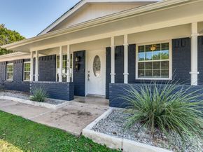 410  Falling Leaves Drive , Duncanville Texas 75116