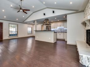 410  Falling Leaves Drive , Duncanville Texas 75116