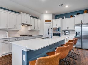 2901  Log Cabin Drive , Celina Texas 75009