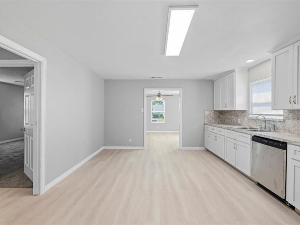 2923  Carpenter Avenue , Dallas Texas 75215