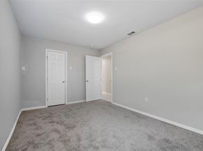 2923  Carpenter Avenue , Dallas Texas 75215
