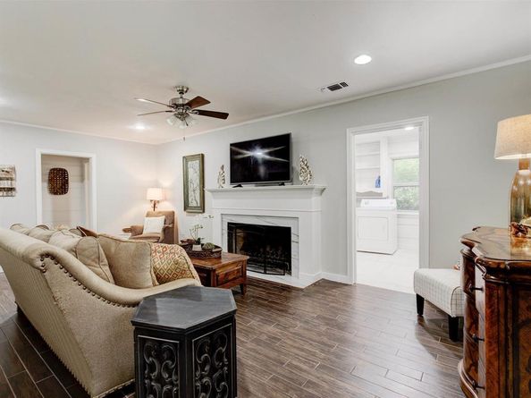 3727 W Biddison Street , Fort Worth Texas 76109
