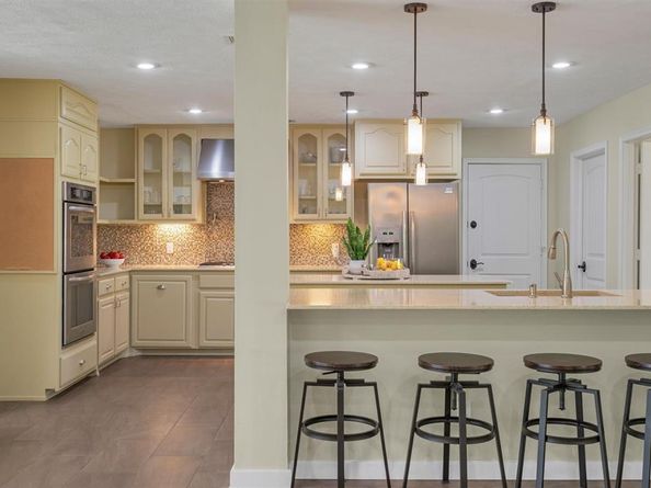 3708  Waldorf Drive , Dallas Texas 75229