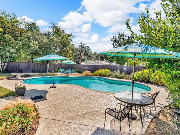 3708  Waldorf Drive , Dallas Texas 75229