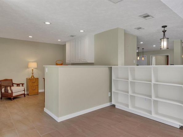 3708  Waldorf Drive , Dallas Texas 75229