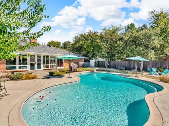 3708  Waldorf Drive , Dallas Texas 75229