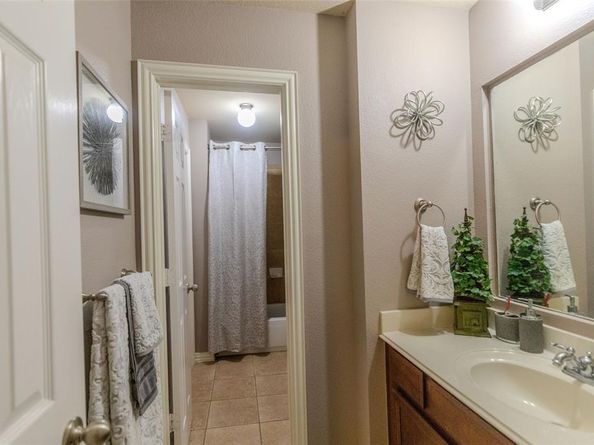 1430  Oxbow Drive , Cedar Hill Texas 75104