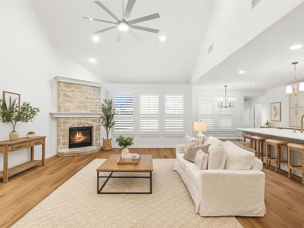 809  Overton Avenue , Celina Texas 75009