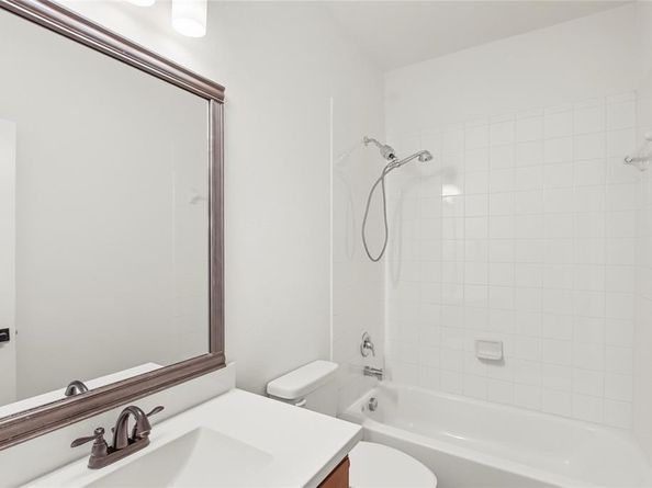 809  Overton Avenue , Celina Texas 75009