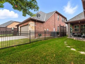 5205  Sutton Circle  5205, McKinney Texas 75070