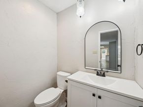7110  Forestview Drive , Arlington Texas 76016