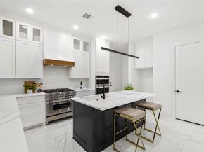 10434  Vinemont Street , Dallas Texas 75218