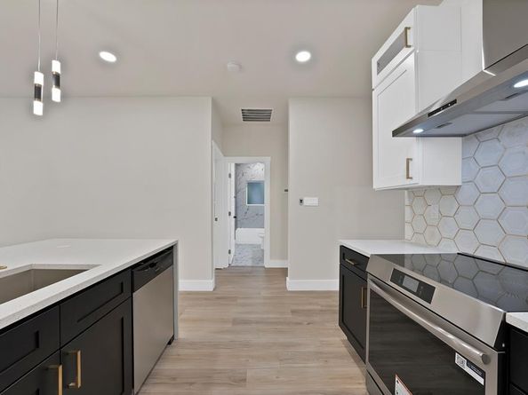 3301  Avenue H  , Fort Worth Texas 76105