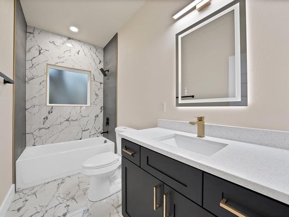 3301  Avenue H  , Fort Worth Texas 76105