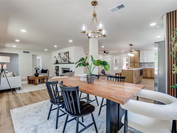 237  Easton Road , Dallas Texas 75218