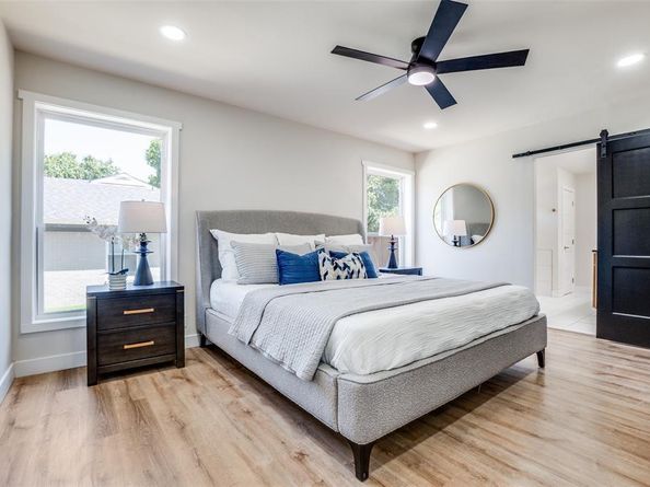 237  Easton Road , Dallas Texas 75218