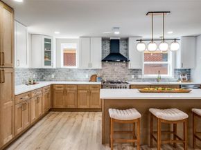 237  Easton Road , Dallas Texas 75218