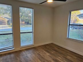 610  Betsy Ross Drive , Arlington Texas 76002