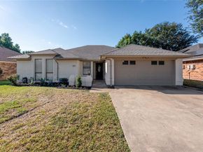 610  Betsy Ross Drive , Arlington Texas 76002