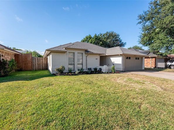 610  Betsy Ross Drive , Arlington Texas 76002