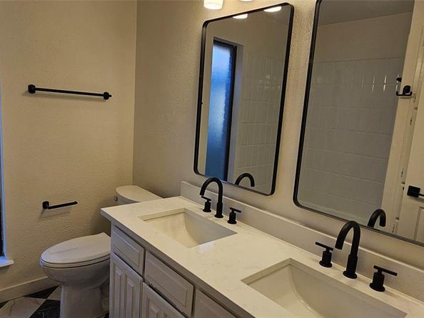 610  Betsy Ross Drive , Arlington Texas 76002