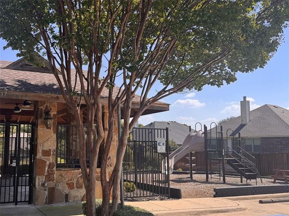308  Sheridan Road , Oak Point Texas 75068