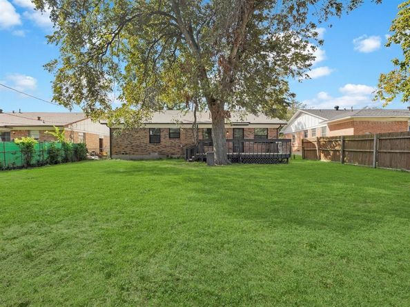 4009  Sweetbriar Drive , Garland Texas 75042